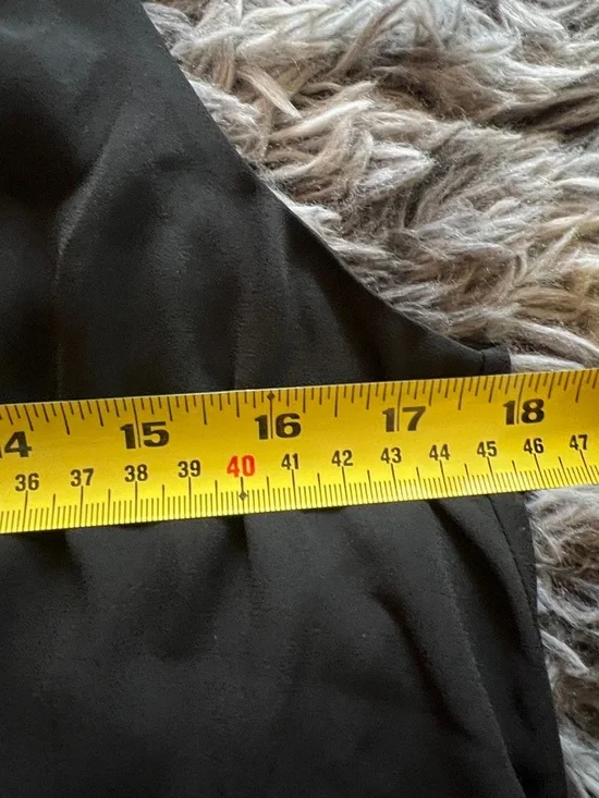 Reitmans R Essentials Black Sleeveless Tank - Picture 8 of 11